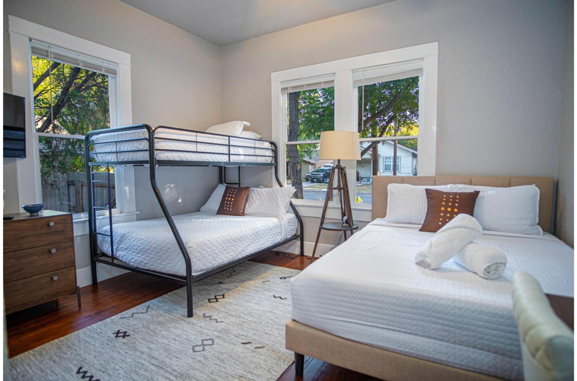 Chic Downtown Farmhouse With Garden And Bbq Grill San Antonio Esterno foto
